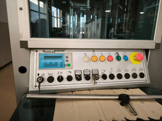 Hives Inserter Mondo&Scaglione 600 cph
