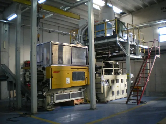 Husky preform press