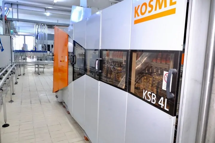 PET Blower Kosme Ksb 4 L 6.800 bph